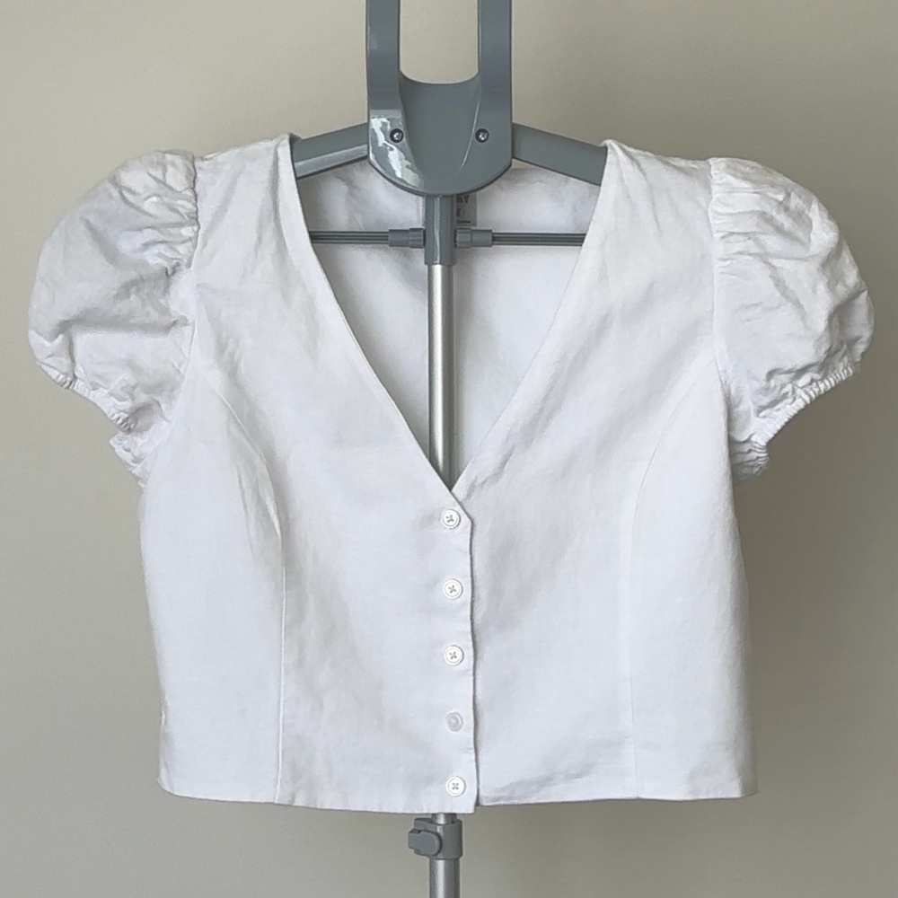 ARITZIA Sunday Best Babbs White Blouse